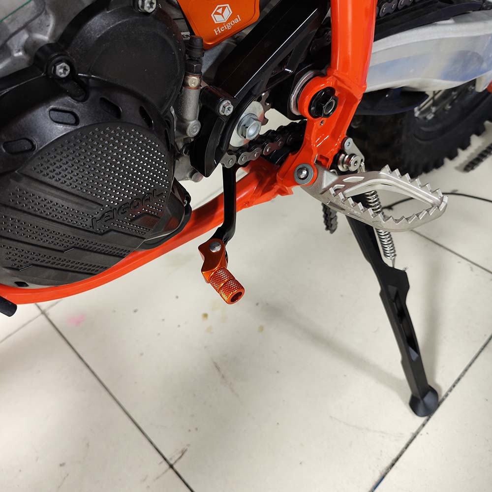อุปกรณ์เสริมรถจักรยานยนต์ปลอมเ - Riding Gear บทวิจารณ์และราคา